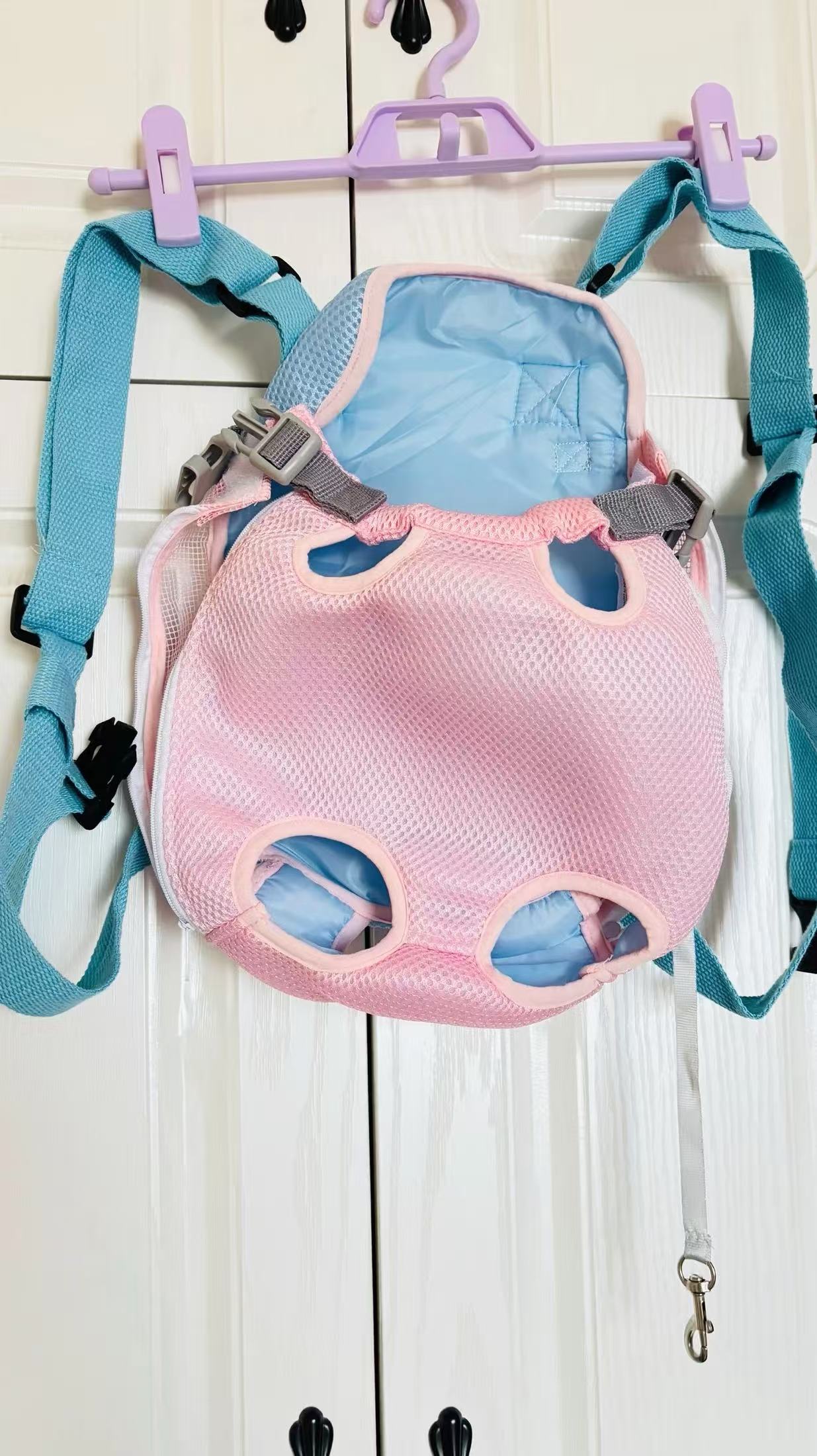 Soft & Breathable Pet Backpack Carrier with Four-Leg Openings – Foldable and Travel-Friendly